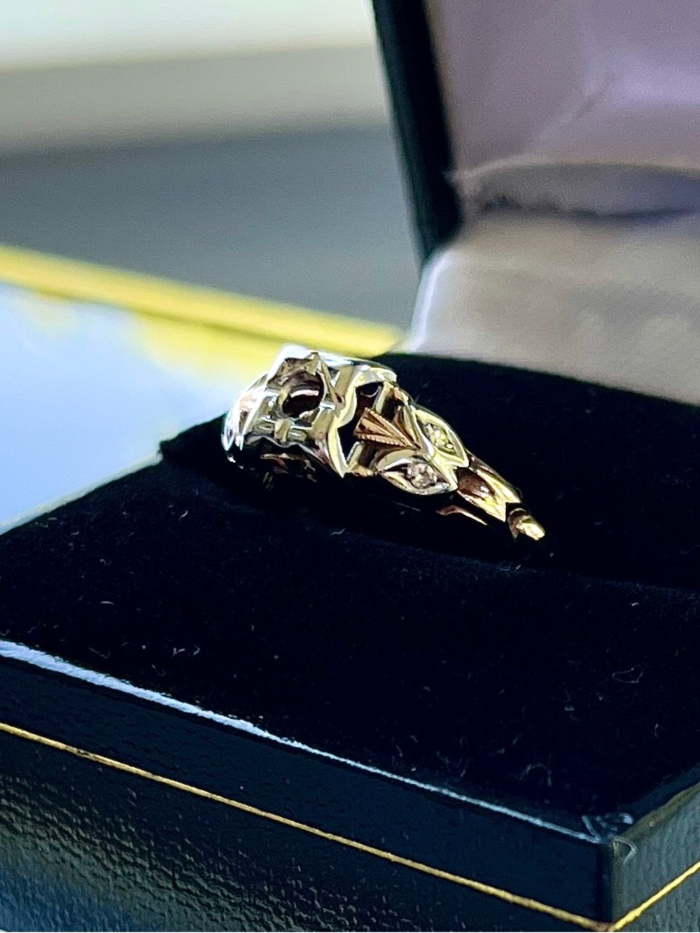 Two-Tone 14k Gold Semi-Mount Ring w/ Four Diamond Accents, size 5.5